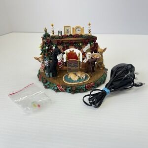 Danbury Mint Chihuahua A Cozy Christmas Eve Dog Figurine Read